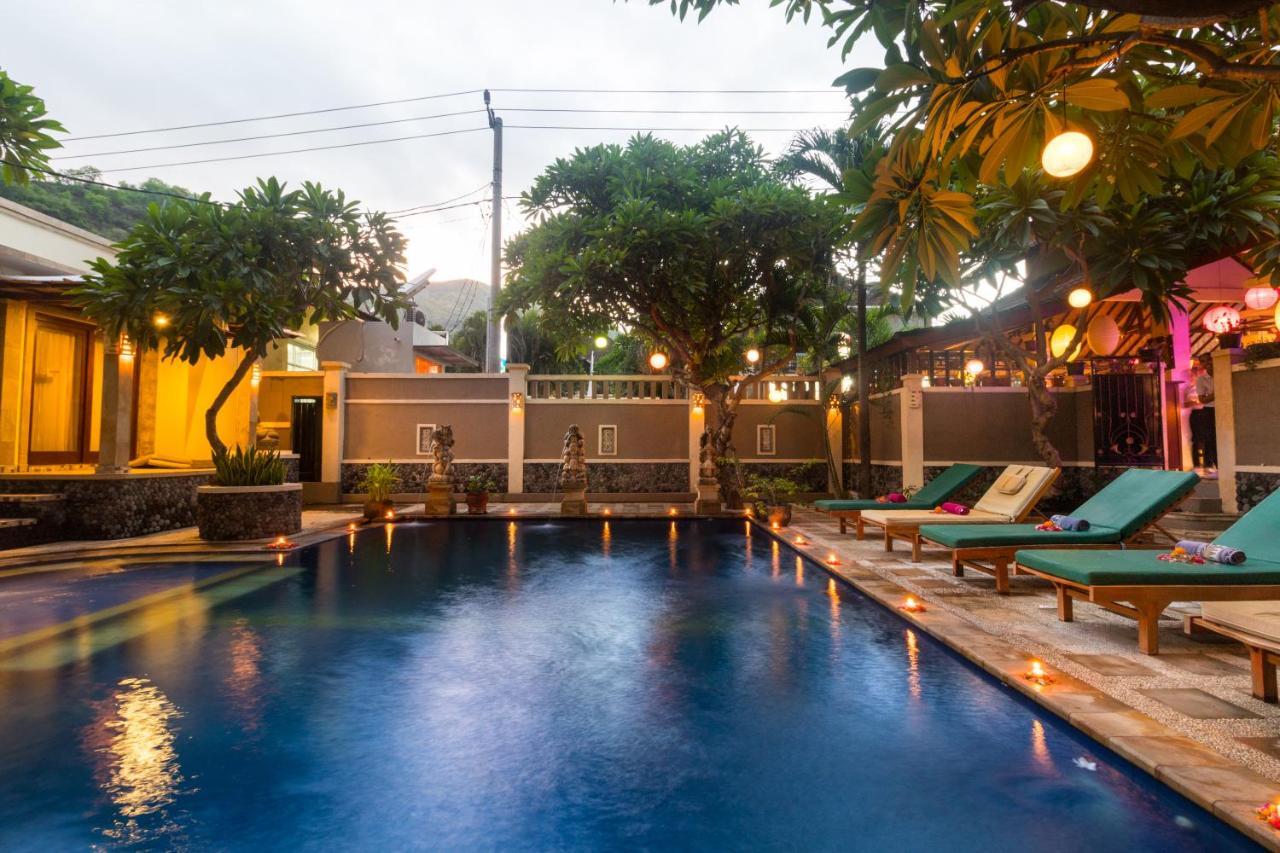 Hotel Pazzo Bali Amed Esterno foto